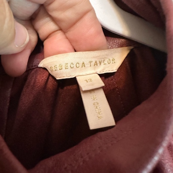 Rebecca Taylor 3/4 Sleeve Mock Neck Vegan Faux Leather Blouse Size 12 Burgundy - Picture 2 of 4